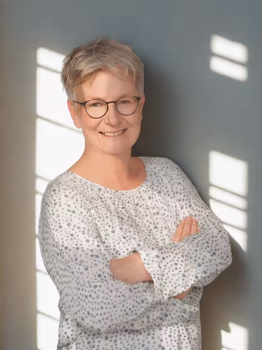 Bine – Foodbloggerin und Gründerin von „Bine kocht“, teilt einfache Rezepte und Küchenwissen