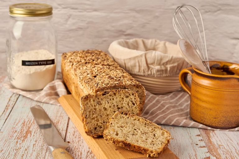 dinkelbrot ueber nacht kastenbrot angeschnitten
